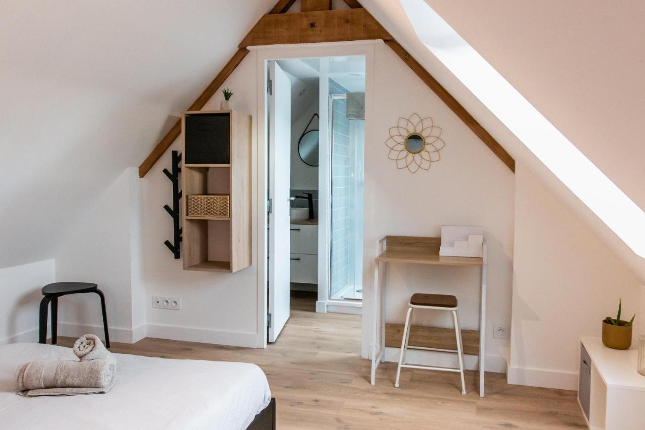 Confortable T1bis rénové, au cœur d'un bourg calme La Chapelle-Neuve  Esterno foto