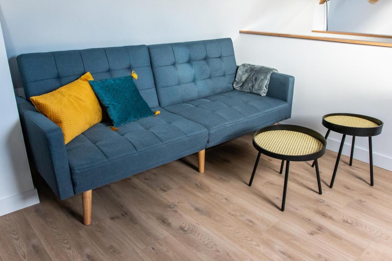 Confortable T1bis rénové, au cœur d'un bourg calme La Chapelle-Neuve  Esterno foto
